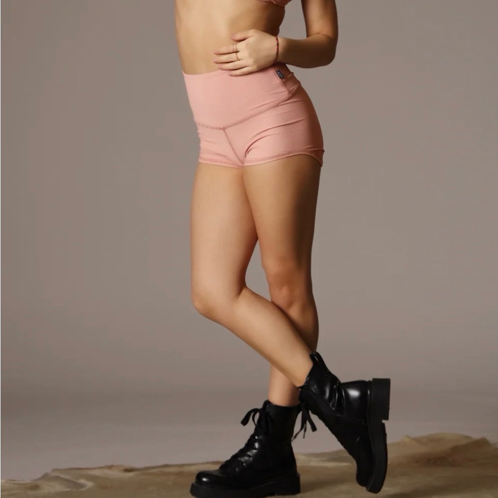 Tiger Friday Ruth Shorties Child Large - Seashell